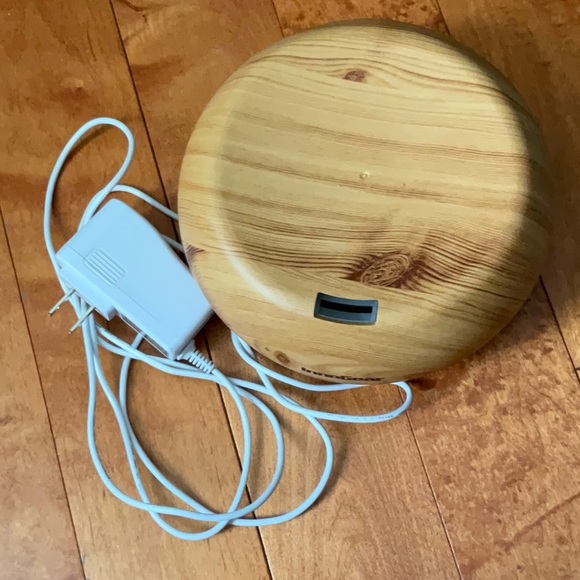 Oil diffuser - Picture 1 of 1